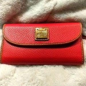 Red continental clutch pebble leather wallet